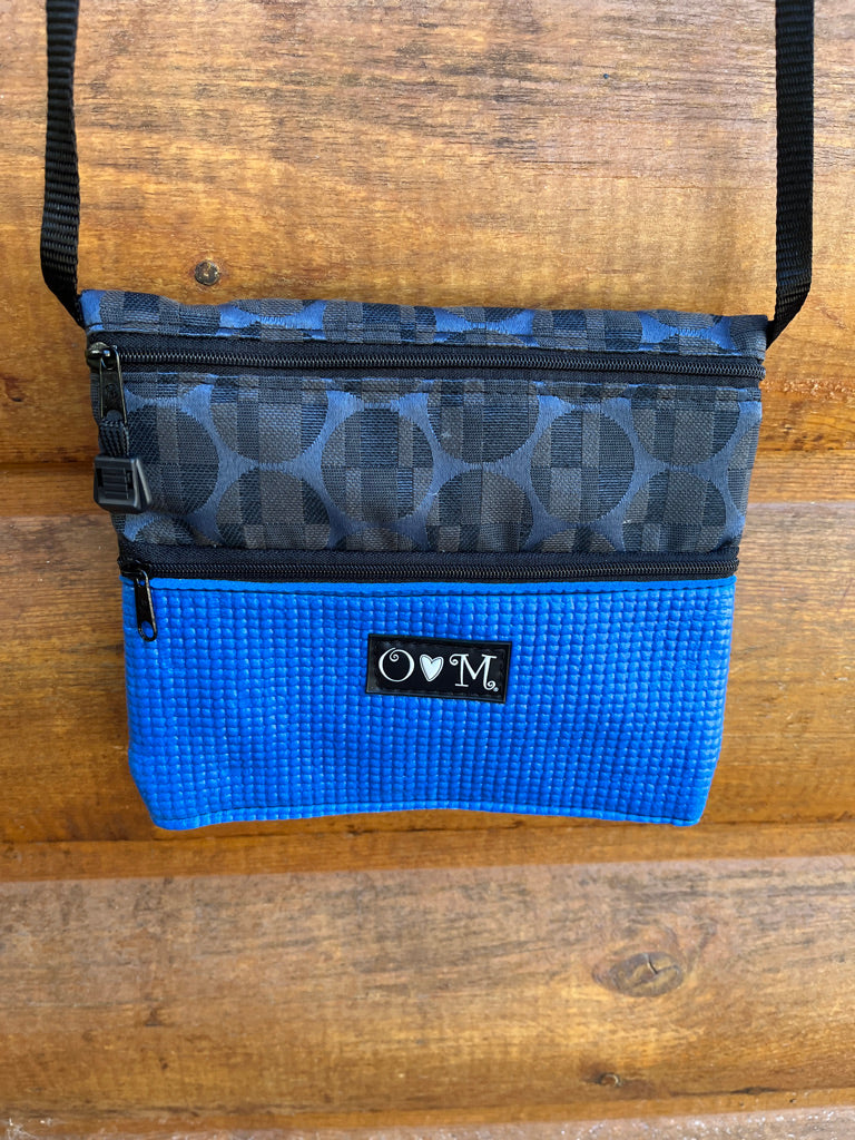 3 Zip Bag Blue Home Dec Circle print fabric OLovesM