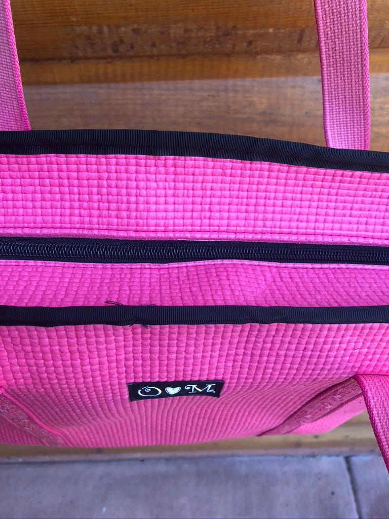 Pink Zip Tote-Merle ZIPPER top