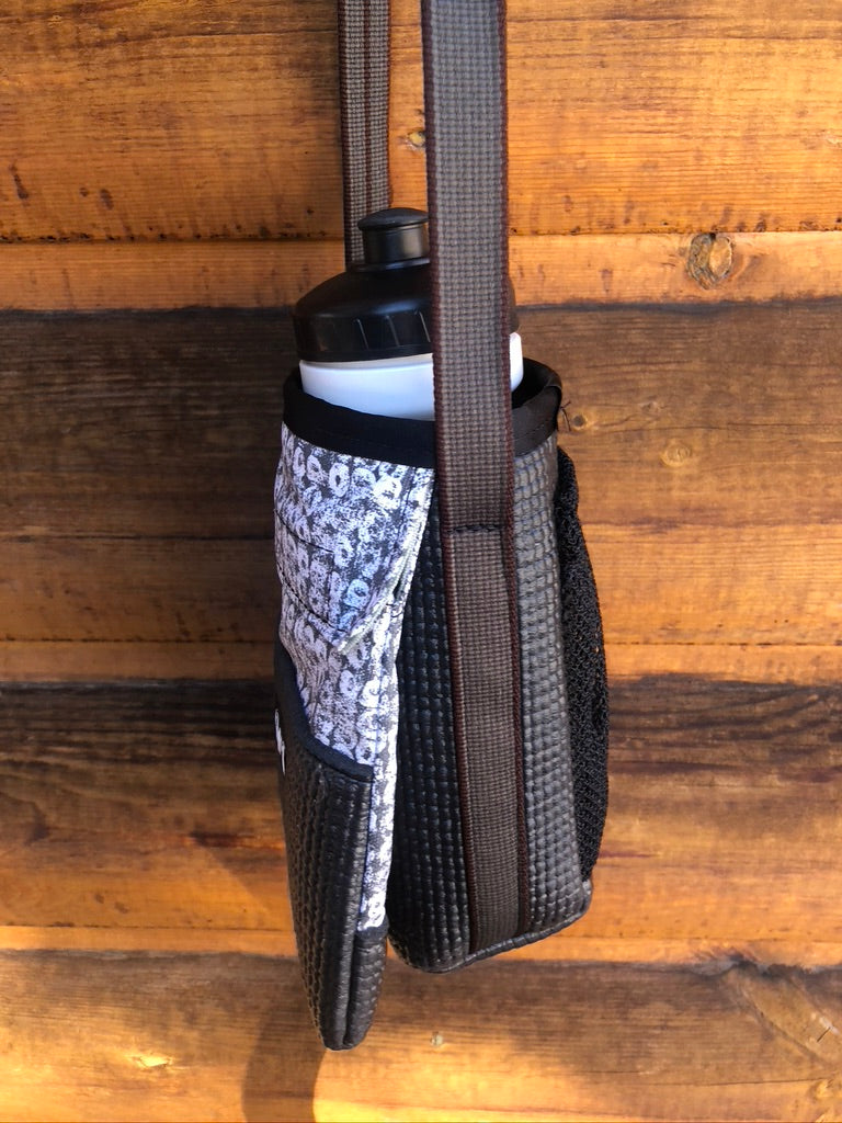 Ajax Water Bottle Holder Purse- Dots small
