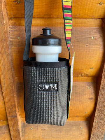 Mesh 30 oz Bottle Holder w/ Bottle